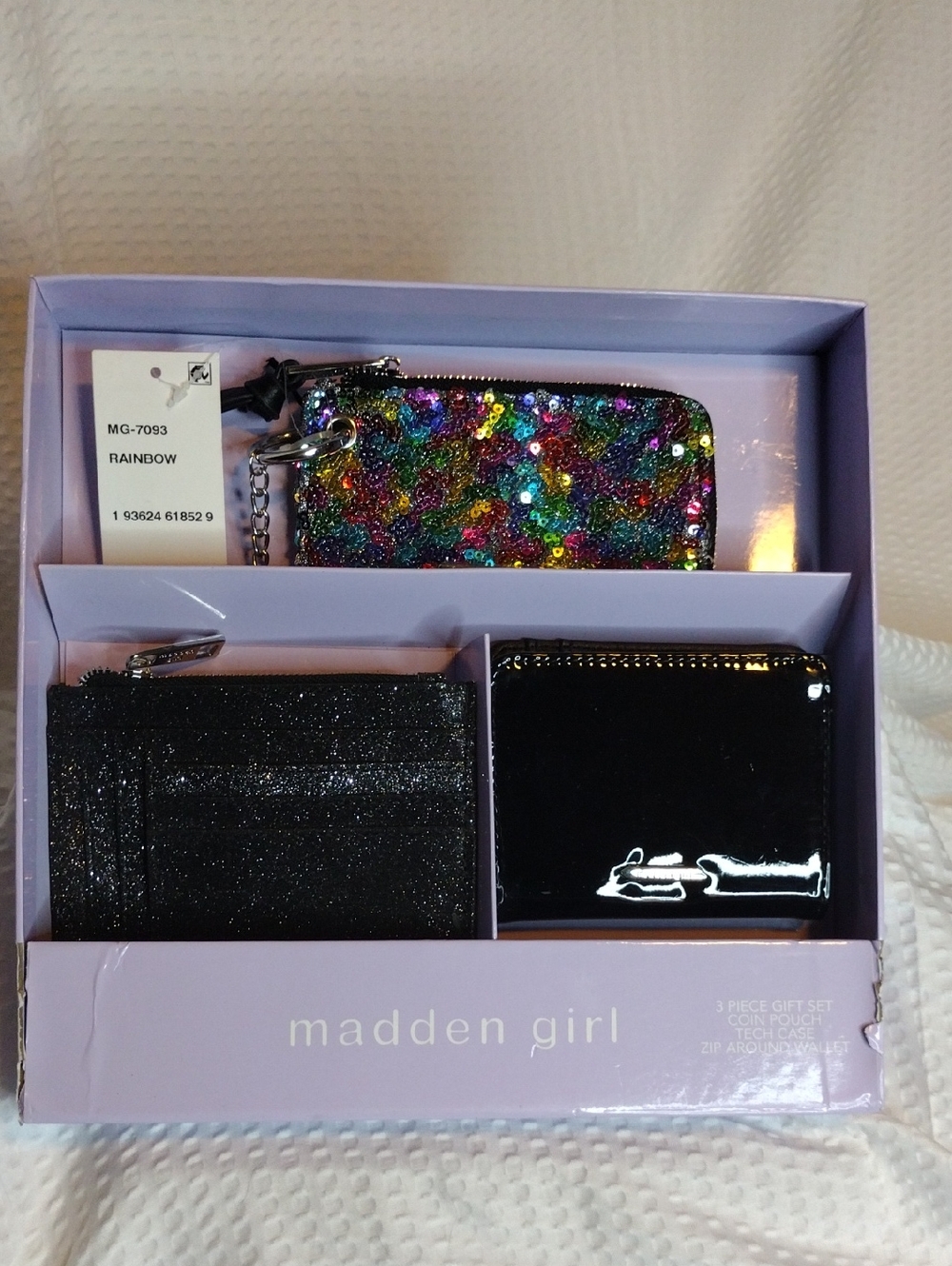 Madden Girl 3 Piece Gift Set; Coin Pouch, Tech Case And Zip Around Wallet NIB